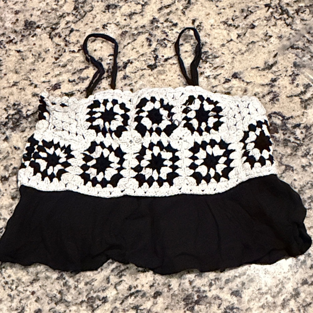 Black and White Crochet Top Women's Size Small